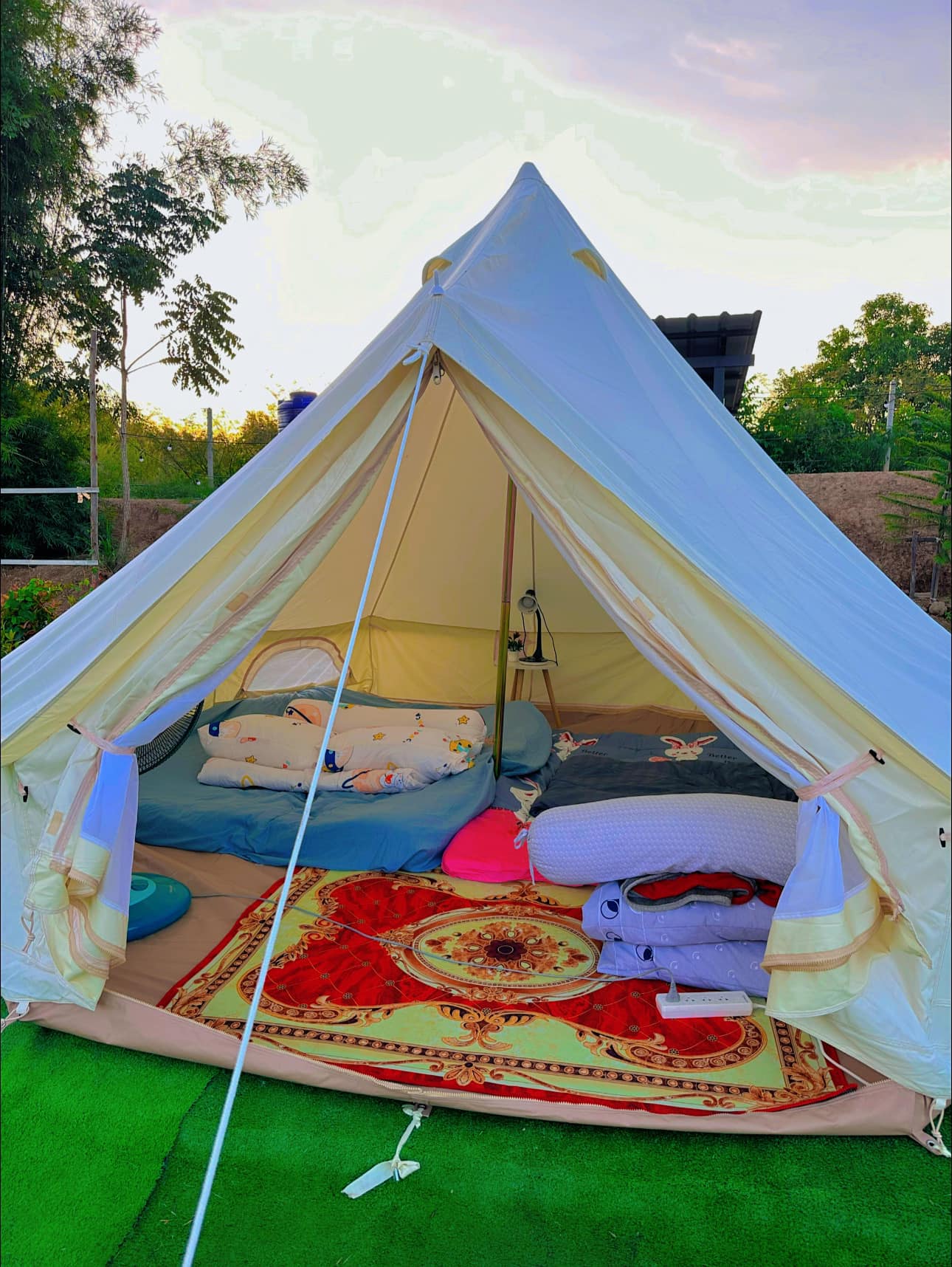 Bell Tent WIMAN Canvas White (Model with center pole)