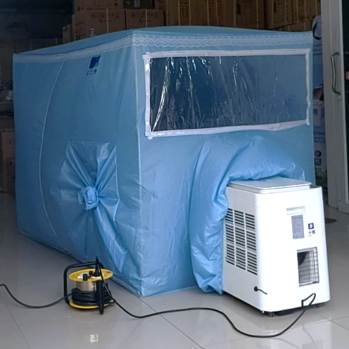 Wiman- Blue Tent and 9000BTU air conditioner