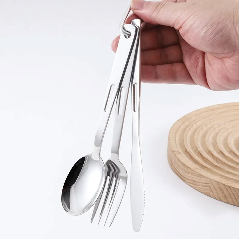 ชุดช้อนส้อมพกพา Highcamp สำหรับแคมป์ปิ้งและปิกนิก