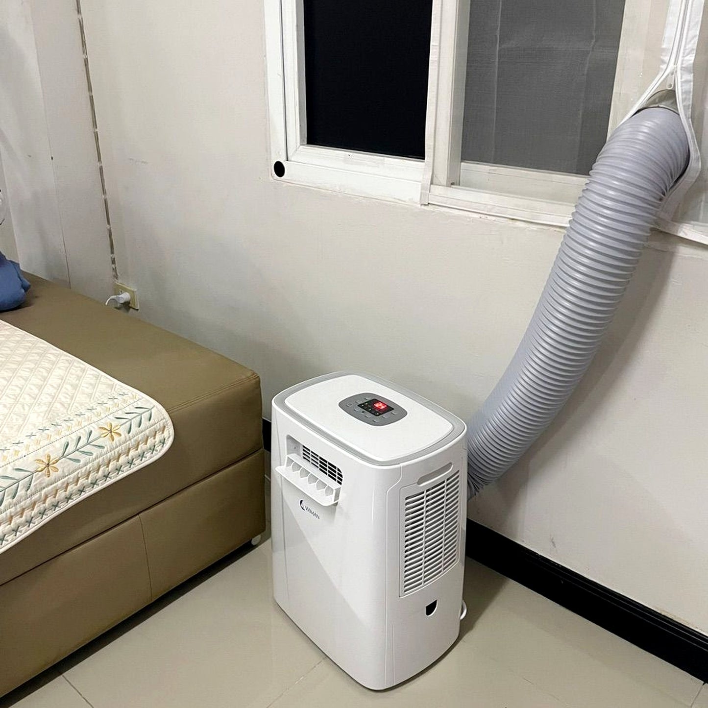 แอร์เคลื่อนที่ 3000 บีทียู รุ่น PC9 ขนาดเล็ก กระทัดรัด เย็นไว เหมาะห้องเล็ก/แคมป์ ใช้งานง่าย ปลั๊กเดียวจบ